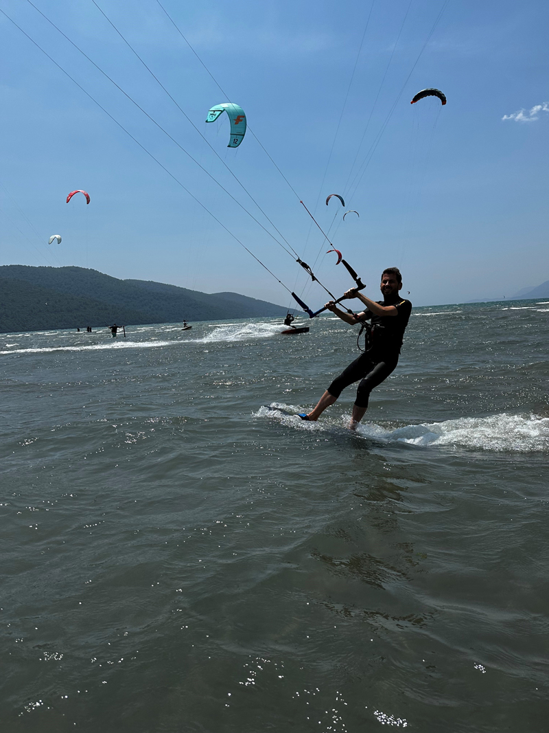 cem-demiroz-kitesurf-4.jpg