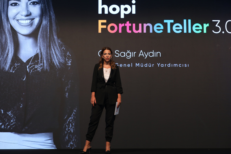 gul-sagir-aydin-fortune-teller-.jpg