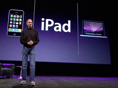 steve-jobs-ipad-iphone-macbook